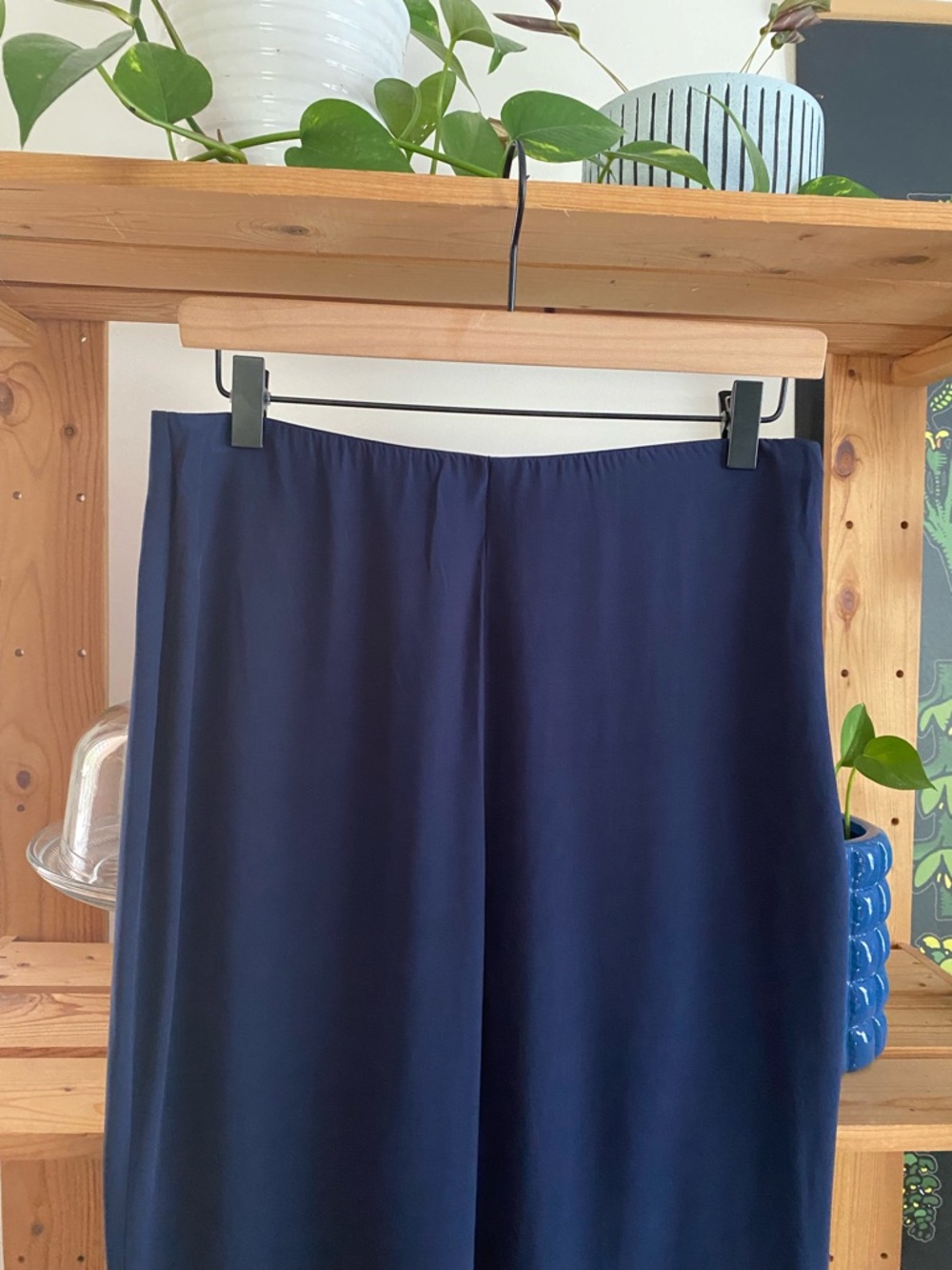 Tuckernuck Navy Blue Viscose Charmeuse Moore Wide Leg Pant Medium - Picture 8 of 15